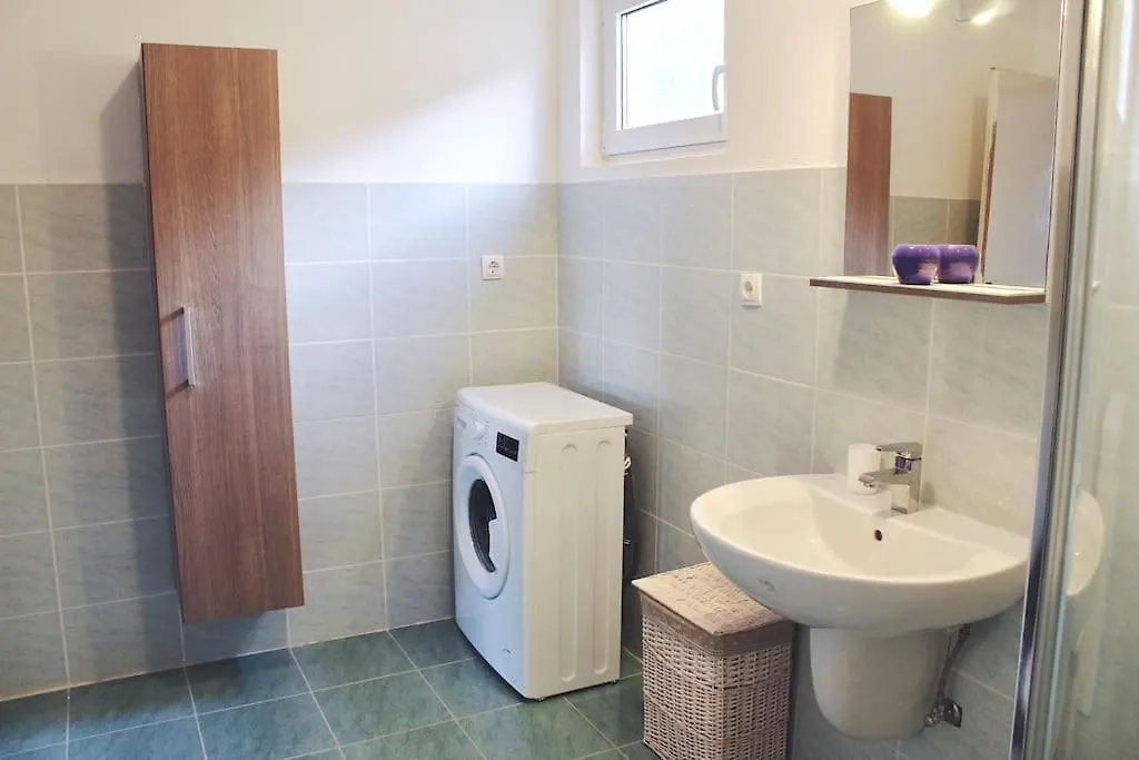 Holiday home Apartment Vistamare Croatia Luka